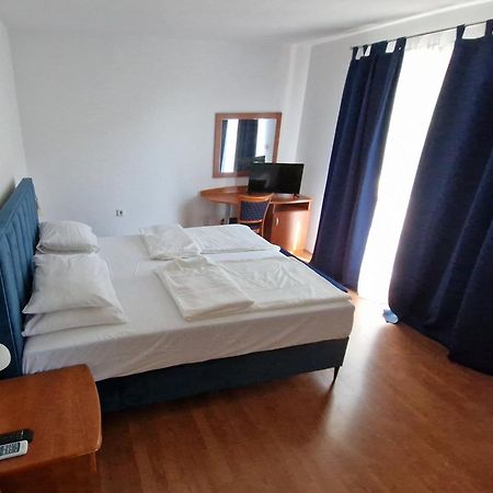 Hotel Pansion Marco Polo Petrcane Exteriér fotografie