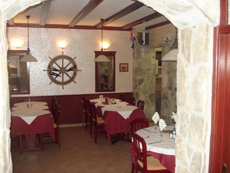 Hotel Pansion Marco Polo Petrcane Pokoj fotografie