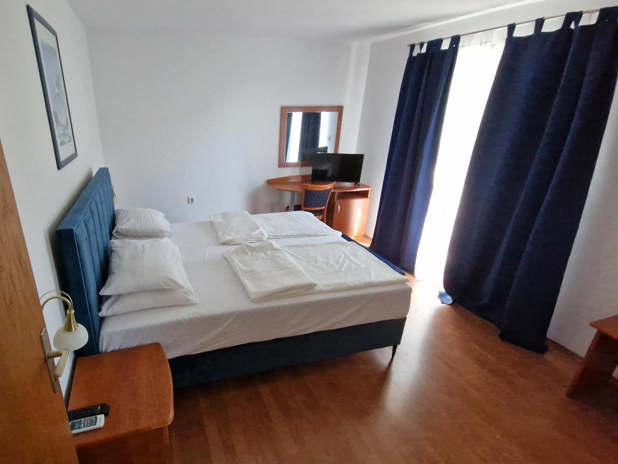 Hotel Pansion Marco Polo Petrcane Exteriér fotografie