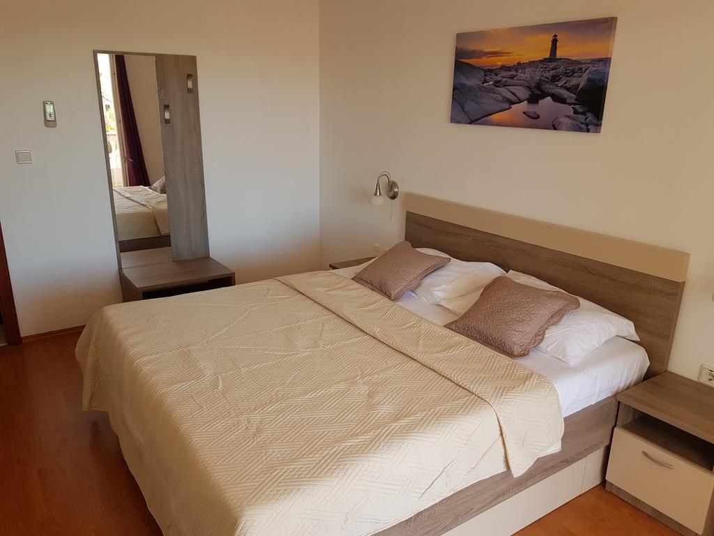 Hotel Pansion Marco Polo Petrcane Exteriér fotografie